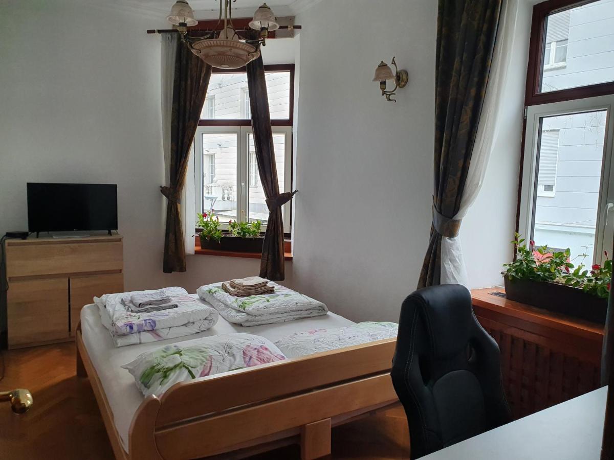 Apartments Fazarinc S Parkiriscem 첼레 외부 사진